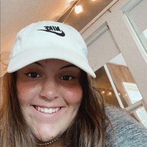 Meet your Posher, Lily